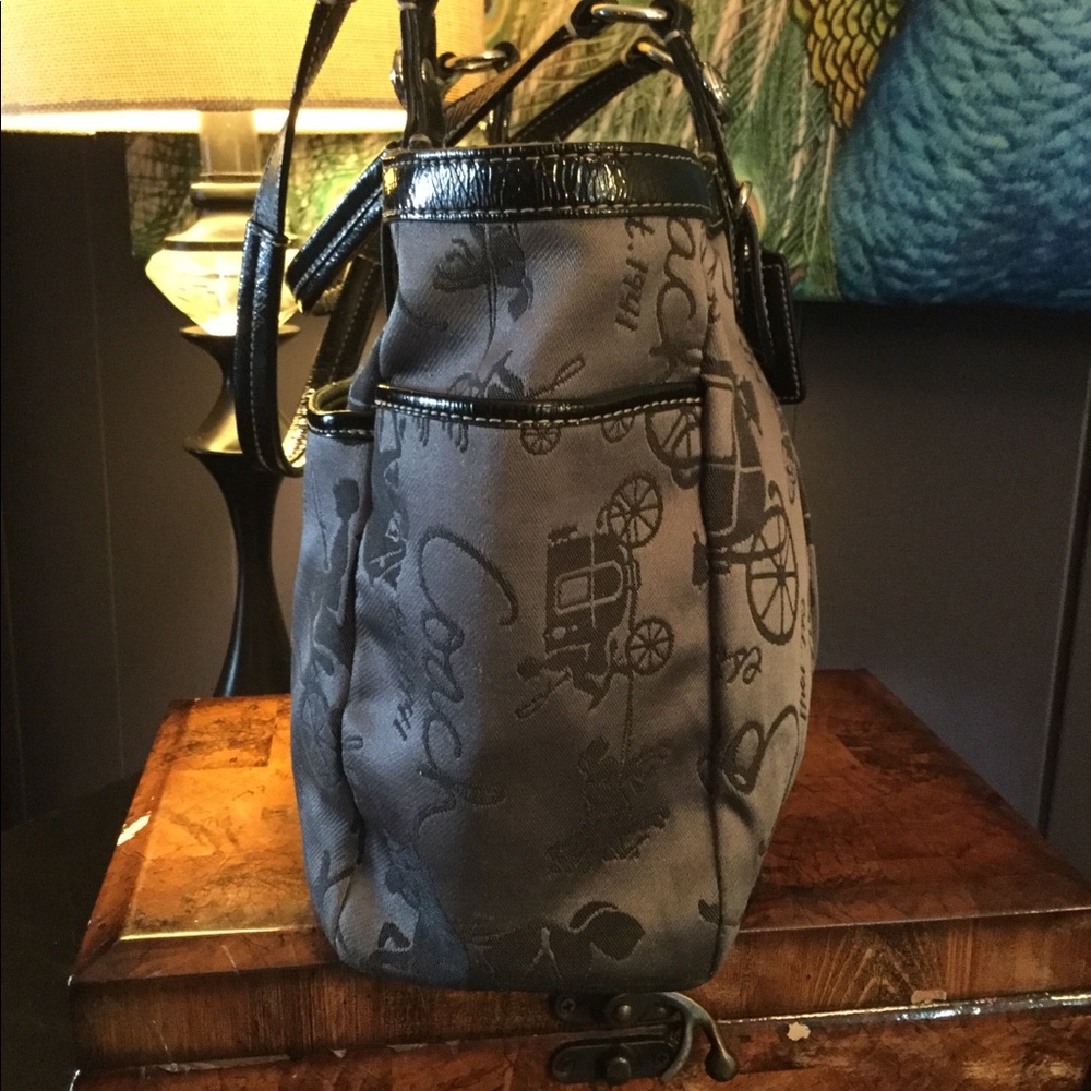 Coach East West Carriage Tote - Picture 4 of 8